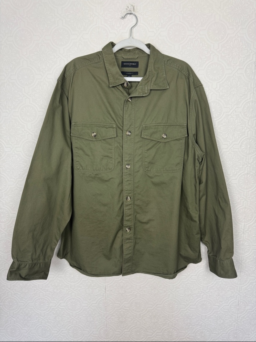 Banana Republic 100% Cotton Olive Green Utility Button Down Shirt XL‎ Standard